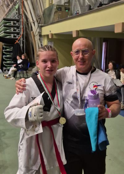 Таекуондистите на “Кентавър“ и “Екстрийм“ елиминираха конкуренцията 