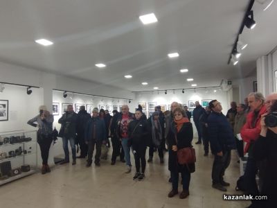 Музеят на фотографията представи изложба с творби на финалистите от 25-ти национален преглед на фотографското изкуство в България