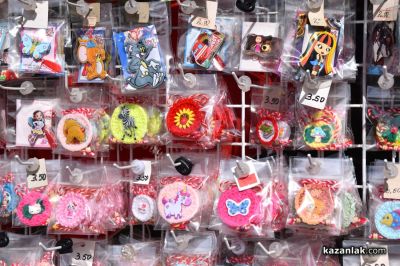 Мартениците тази година: Все по-голям избор без промяна в цените