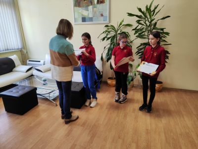 ОУ „Мати Болгария“ с отлични резултати на Международната ученическа олимпиада „Кингс“ 