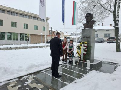 Павел баня се поклони пред Апостола на свободата