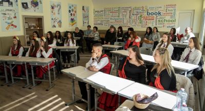 ПГЛПТ посрещна гости от Самоков и Пловдив в мобилност по НП „Иновации в действие“