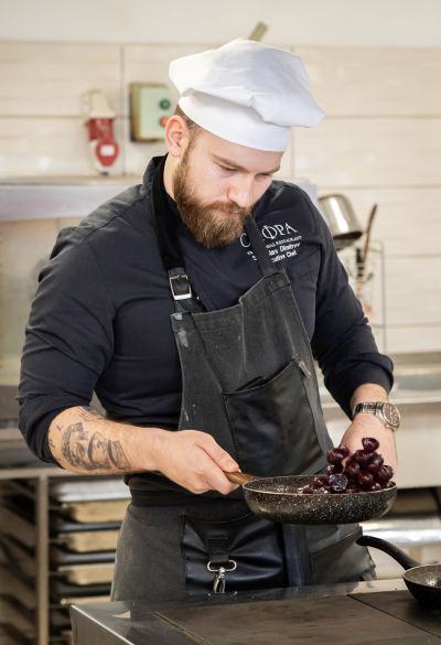 ПГЛПТ посрещна гости от Самоков и Пловдив в мобилност по НП „Иновации в действие“