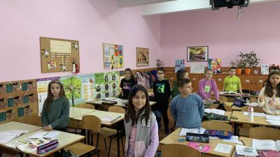 Представители на Младежки общински съвет - Казанлък се преклониха пред делото на Апостола на свободата Васил Левски