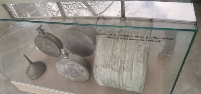 Ученици от ПХГ „Св. Св. Кирил и Методий присъстваха на открит урок в Музея на розата в Казанлък 