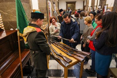 Националната библиотека и Национален парк-музей „Шипка-Бузлуджа“ със съвместна изложба  „В памет на безсмъртните…“