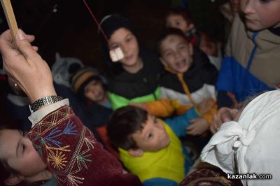 Традиции и обичаи на Сирни заговезни: Ритуален огън, прошка и “Хамкане“ в Казанлък