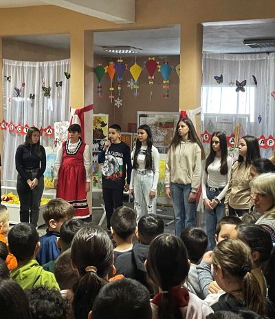 В ОУ „Чудомир“ – Казанлък отбелязаха тържествено 3 март