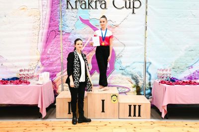 Грациите от СК “Розова долина“ откриха състезателния сезон с редица медали