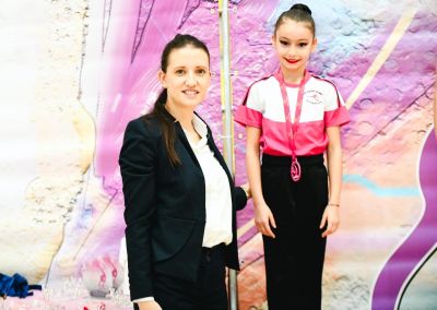 Грациите от СК “Розова долина“ откриха състезателния сезон с редица медали