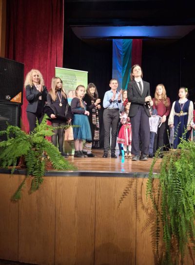 Наградиха лауреатите от четвъртото издание на Националния конкурс „С България в сърцето“