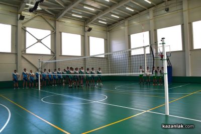 Двоен празник в ППМГ “Никола Обрешков“ Казанлък: След 4 десетилетия бе открит изцяло нов физкултурен салон