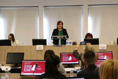 Стела Кехайова от “Жените на Казанлък“ участва в конференция за превенция на тормоза и насилието на работното място