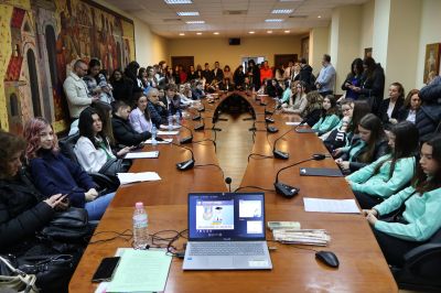 Ученичка на ПГЛПТ с отлична изява в Националния конкурс „Пространство и време“