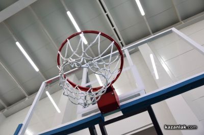 Двоен празник в ППМГ “Никола Обрешков“ Казанлък: След 4 десетилетия бе открит изцяло нов физкултурен салон