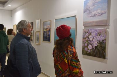 В чест на Деня на жената: 33 художнички от Казанлък с обща изложба „Женското начало“
