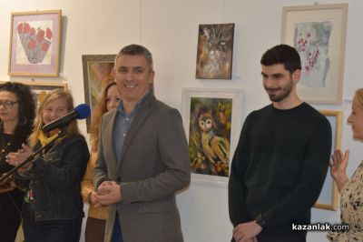 В чест на Деня на жената: 33 художнички от Казанлък с обща изложба „Женското начало“