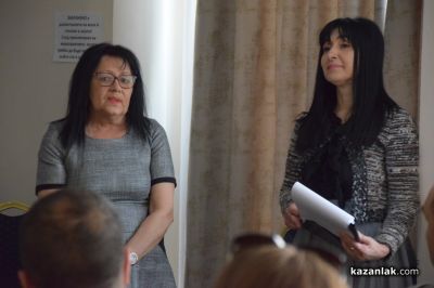 За правата и равнопоставеността: „Жените на Казанлък“ организираха кръгла маса с изявени казанлъчанки