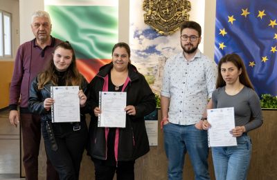 Успешно завършена практика за ученици от ПГЛПТ по проект “Модернизиране на професионалното образование и обучение“