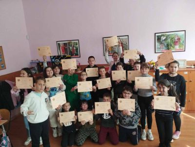 Четвъртокласниците от ОУ “Георги Кирков“ участваха във вълнуващото състезание “Стая на загадките“