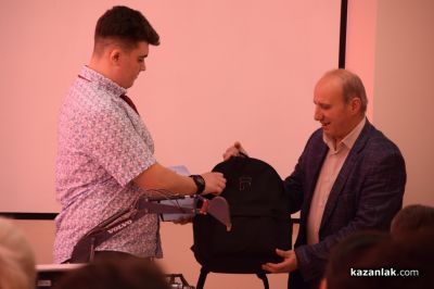 Наградиха първите победители в конкурс на Техническия колеж и Арсенал