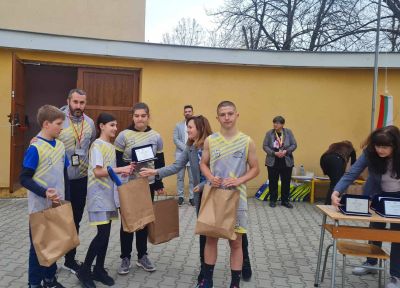 ОУ „Георги Кирков” бе домакин на общинския кръг от Националното състезание по безопасност на движението