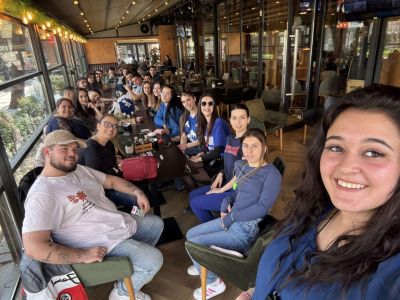 Абитуриентите от 12 Б клас на ПГЛПТ с емоционална покана за любимата си класна 