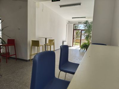 Доброволци в ход: 45 души помогнаха през уикенда за довършителните дейности в Академията за таланти