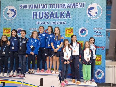 Злато и победа в отборното класиране за плувните надежди от СКП “Траяна“ 