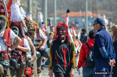 Кукери от цяла България се включиха в „Старци в Турия”