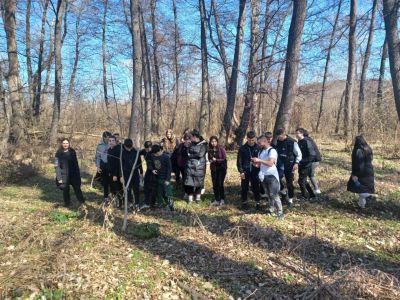ПХГ „Св. Св. Кирил и Методий“ отбеляза Световния ден на горите с посещение на защитената местност „Гората на Боряна“
