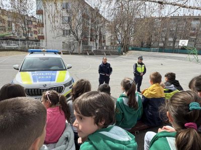 “Пътна полиция” с беседа в ОУ “Св. Паисий Хилендарски“