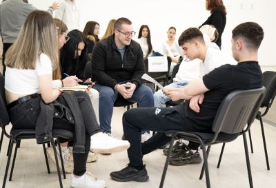 С редица мероприятия в ПГЛПТ бе отбелязана Световната седмица на парите