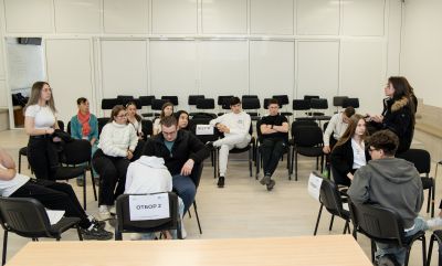 С редица мероприятия в ПГЛПТ бе отбелязана Световната седмица на парите