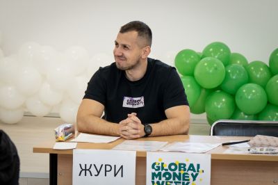 С редица мероприятия в ПГЛПТ бе отбелязана Световната седмица на парите