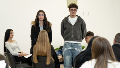 С редица мероприятия в ПГЛПТ бе отбелязана Световната седмица на парите