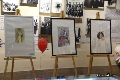 Млади художници създадоха реплики на Чудомирови творби в творческо ателие под наслов “Нежно вдъхновение“