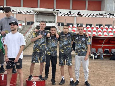 Осем медала за лекоатлетите на ПГЛПТ на общинското първенство за ученици в Казанлък