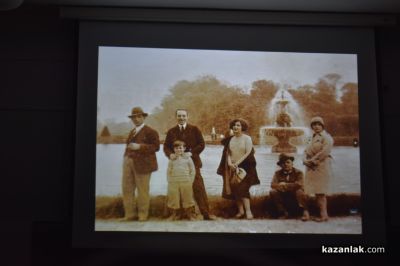 Чудомирови празници 2025 посветиха изложба на Мара Чорбаджийска с нейни автопортрети