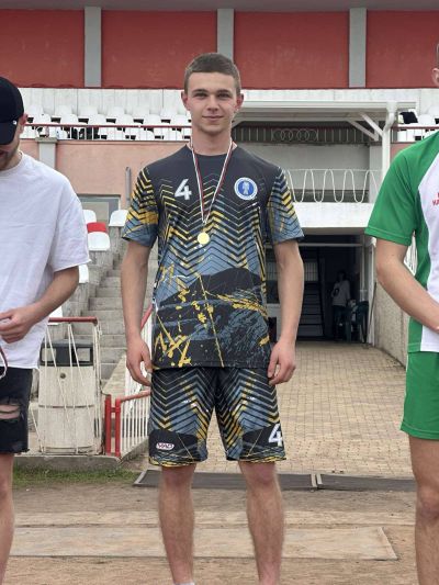 Осем медала за лекоатлетите на ПГЛПТ на общинското първенство за ученици в Казанлък