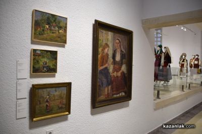 В Казанлък бе открита изложбата “…И продължавах да рисувам сама“, посветена на 150-ата годишнина от рождението на Елена Карамихайлова