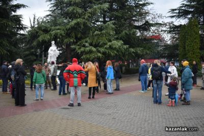 Нов протест в Казанлък с искания за справедливост за смъртта на мъжа, починал при арест