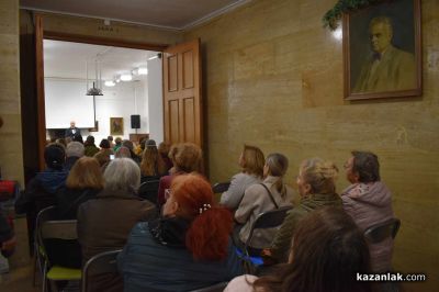 Журналистът Георги Тошев откровено за Лили Иванова в своята книга