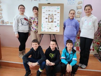 ОУ „Георги Кирков“ успешно изпълни дейностите по своя проект „Моето любимо зелено екокътче“