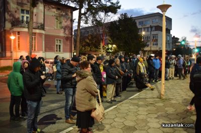 Мирно бдение и поход в памет на Даниел Кискинов се състоя в центъра на Казанлък