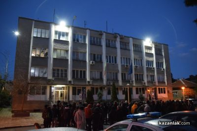 Мирно бдение и поход в памет на Даниел Кискинов се състоя в центъра на Казанлък