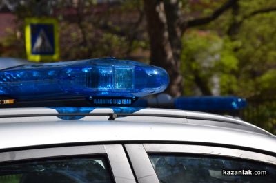 Полицията арестува криминално проявен за кражба на близо 600 кг орехи от имот в с. Габарево / Новини от Казанлък