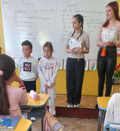 Стартира обучителна програма на Младежки общински съвет и сдружение “Жените на Казанлък“