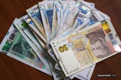 Апаши си прибраха пари, телевизор и прахосмукачка от два казанлъшки имота  / Новини от Казанлък