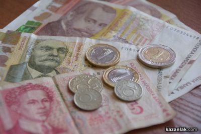 Крадци разбиха прозорец на офис и задигнаха 500 лв. / Новини от Казанлък